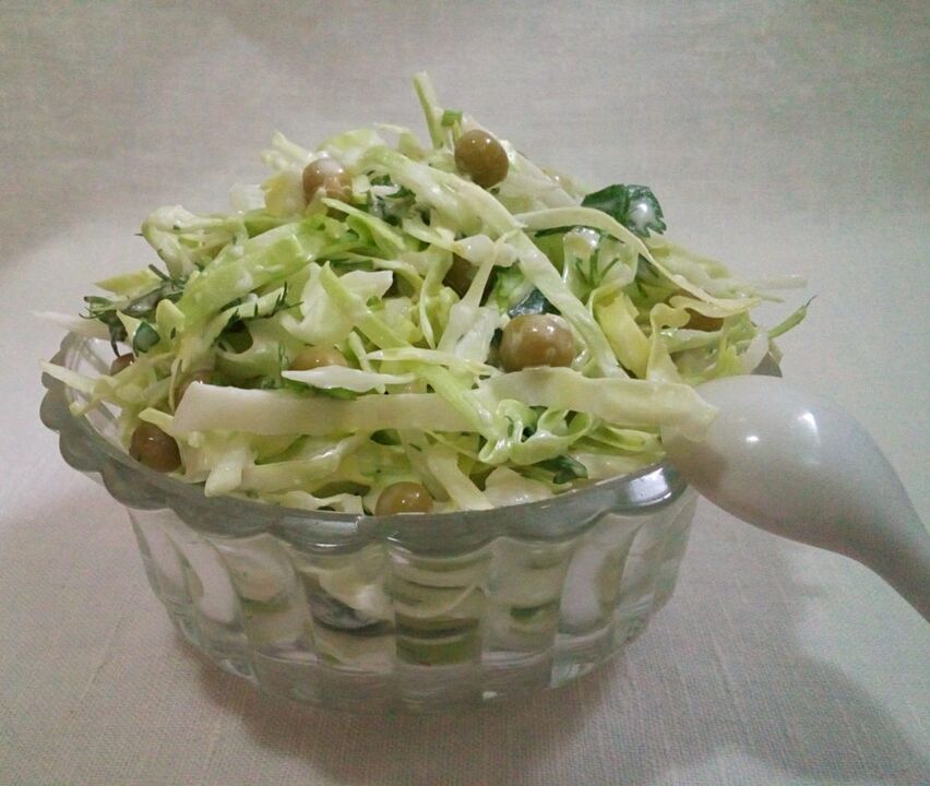 Salada de repolho cozido com dieta japonesa