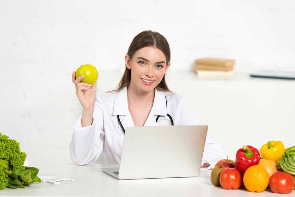 médico recomenda frutas para dieta hipoalergênica