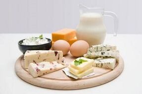 Ovos, laticínios com baixo teor de gordura e produtos lácteos fermentados para uma dieta protéica